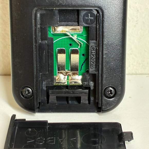 Remote Control Clarion RCX001 Car Receiver Auto Radio - Picture 3 of 3